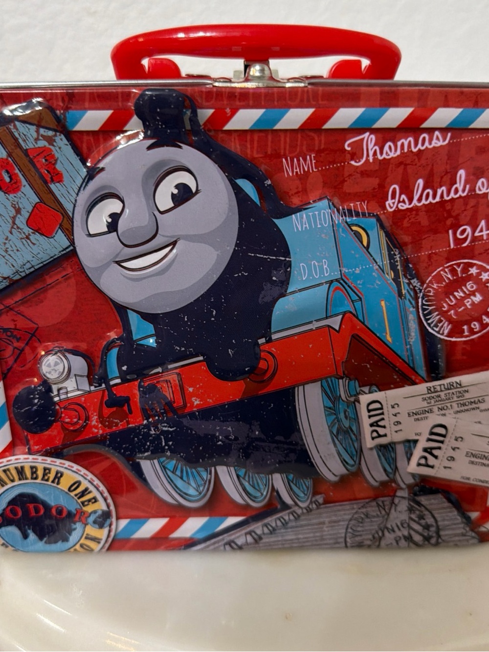 Thomas The Tank Engine Distressed Lunchbox & 24 Piece Complete Puzzle